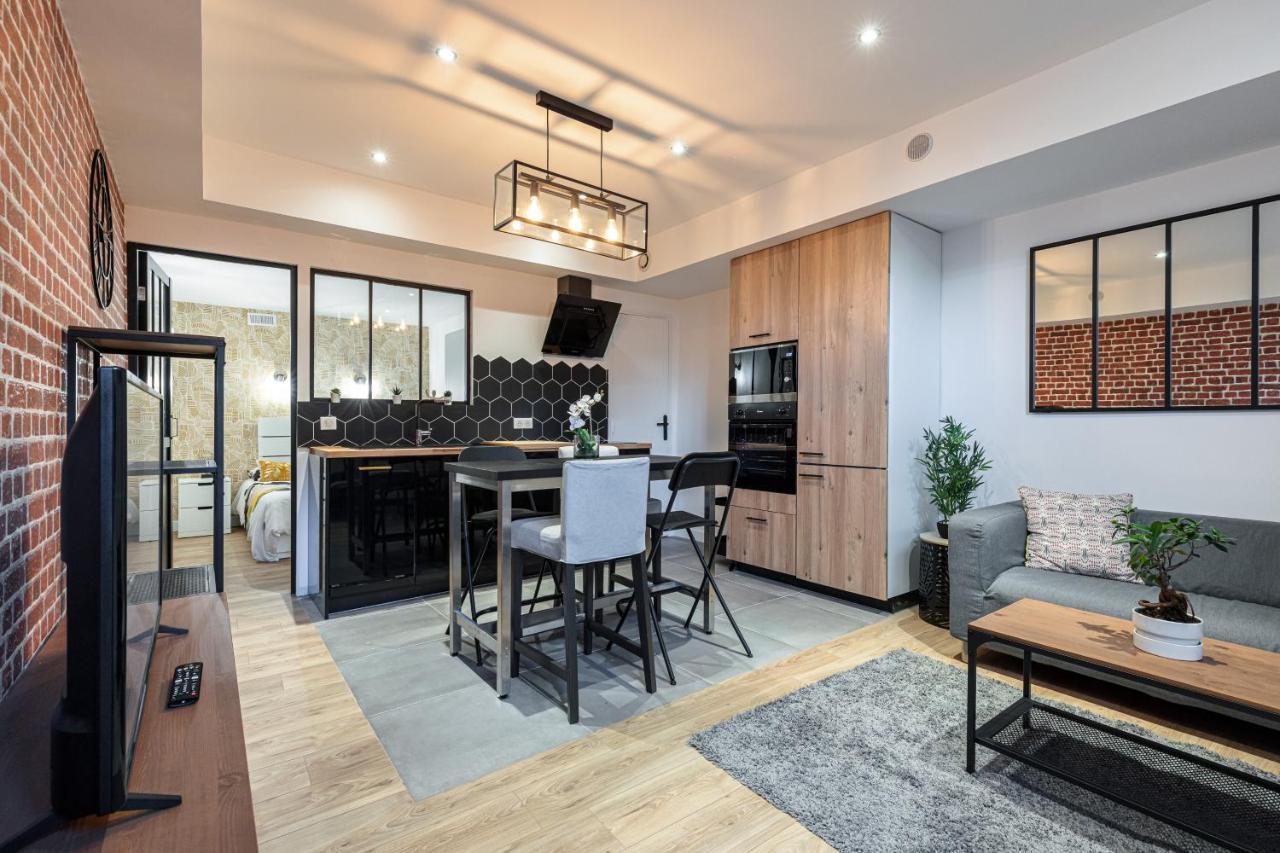 Le Loft Magnan - Ac- Pres Mer - Wifi - Parking - Confort Et Moderne - Supermarches Et Tram Proches Nice Exteriör bild